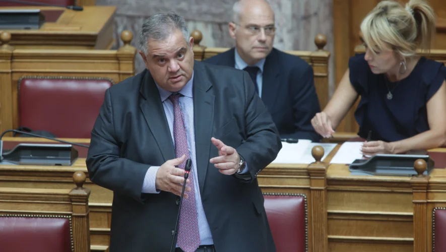 Βασίλης Σπανάκης στη Βουλή για τα έργα αντιπλημμυρικής προστασίας στο ρέμα Πικροδάφνης