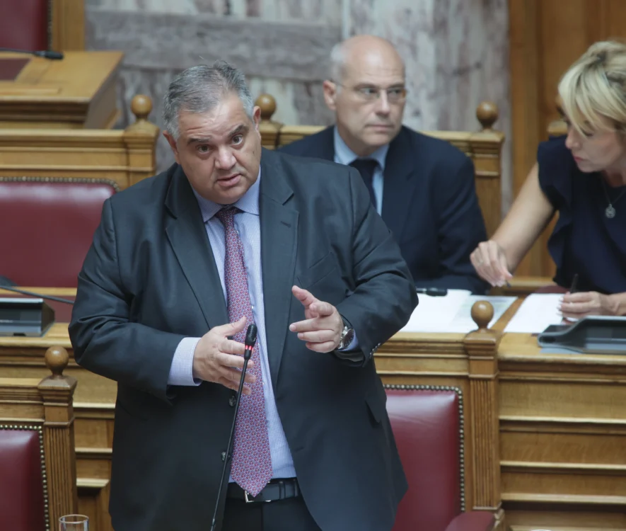 Βασίλης Σπανάκης στη Βουλή για τα έργα αντιπλημμυρικής προστασίας στο ρέμα Πικροδάφνης